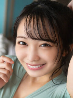 弥生美月