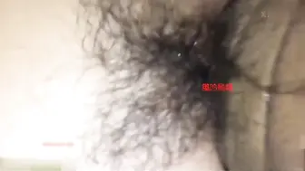 【偷情绿帽】清纯校花背着男友和两个大叔3P，前后夹击，颜射满脸