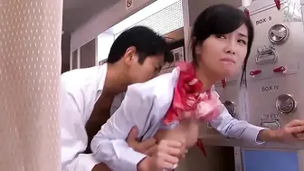 【AI人工智能-让女神下海不是梦】之国民女神【刘涛】黑丝空姐《淫行航班》被野蛮客人强操爆射，高清720P版