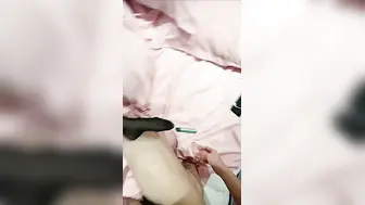 新东方女老师-月月嗷- 极品小女神，森林浓密，旺盛的性瘾，把小男友榨干，内射抽搐 淫叫不止！