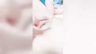 两男两女激情4P大战【上篇】女仆装双头龙！菊花小穴双洞齐插，扶着肥臀后入，一人一个骑乘位爆操