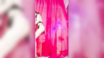 古风装扮舞女！才艺十足女主播！先给大家挑个雨伞舞，一字马裸舞诱惑，换装从下往上视角看穴