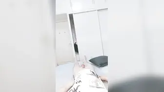 七彩主播【你的林妹妹】想给你舌吻，来，让我亲一下你！操死我，用力的操~哦麦噶！救命~~爸爸，你太猛啦！轻点，温柔点~啊啊~~