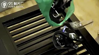 【果冻传媒】白晶晶【娘炮的蜕变下集】两女一男前舔后操，捆绑玩弄扩阴器内观，高清720P原版首【91CM-213】