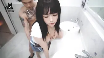 【猫爪影像】清纯女神-寻小小【桃色诱惑闺蜜发骚】空虚难耐引诱闺蜜男友干穴，麻豆出品【MMZ-046】