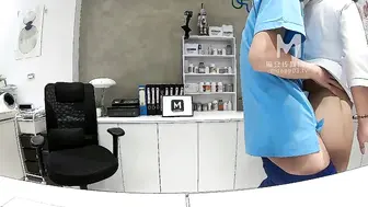 【麻豆传媒】职场淫行系列-楚梦舒【医院淫行揭秘】柜台底下的强制性爱，高清720P原版首发【MDWP-0015】