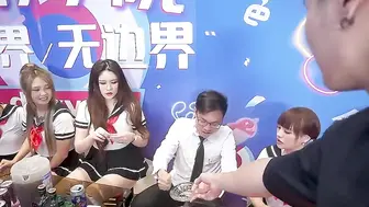 【抖阴学院】华人女优-孟若羽【第3期酒后社交体验-上篇】2处男对战6抖阴女郎，高清720P原版首发【第3期】