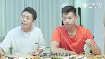 【天美传媒】熙熙【性爱笔记EP4】四用笔记助兄弟上了室友性感闺蜜，高清720P原版首发【TM0168】