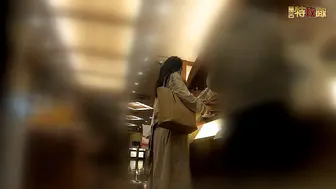 温泉洗浴中心女宾【换衣室洗浴间-3】内部真实偸拍，好多年轻嫩妹，各式各样大奶，翘臀性感的毛毛不知不觉，J8都看硬了