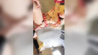极品童颜巨乳91白虎名器尤物【是桃桃呀】Cos可爱女仆，嫩蚌白虎吸精大法，上位榨汁滴嗒精液垂入眼帘