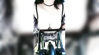 童颜巨乳黑丝高跟诱惑，极品少妇的呻吟，全程露脸坐插倒模大阳具顶到花心浪叫，玩弄炮击轰击骚穴淫声荡语