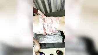 专属小女友00后双马尾萝莉【下篇】微毛粉嫩小穴，跳蛋振动棒齐上场，娇小身材扶细腰后入，萝莉型中的极品