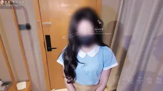 推特颜值天花板_#犬九_福利定制_课余时间兼职好利来外卖上门_被顾客强制拉进门_内射_深喉