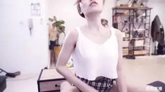 麻豆传媒映画，MD-0023 朋友的姐姐 风骚姐姐勾引弟弟朋友
