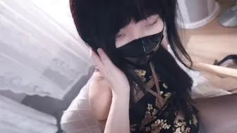 【悠米定拍作品】《欠债人妻》第二集 迷晕+重口丝袜堵嘴+胶带+TK+足铐+侵犯视角 原味丝袜堵贴胶带再带上足铐蛋蛋马力最大强行鞭打走路，绑在椅子上玩弄TK，最后M腿女下侵犯视角