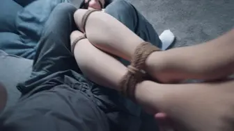 【悠米定拍】《应聘的女模特》2 紧缚+并腿+口球堵嘴+Tk+抚摸+丝袜堵嘴+胶带堵嘴