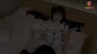 【幻想女友】_小奈化身宅男淫梦性玩物_稚嫩肉穴被精液射满